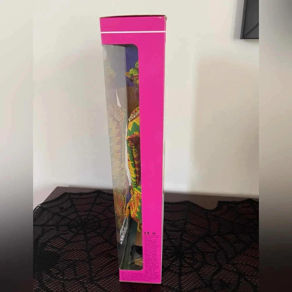 Dolls of the World Ghanian Barbie Doll Collector Edition - Picture 2 of 5